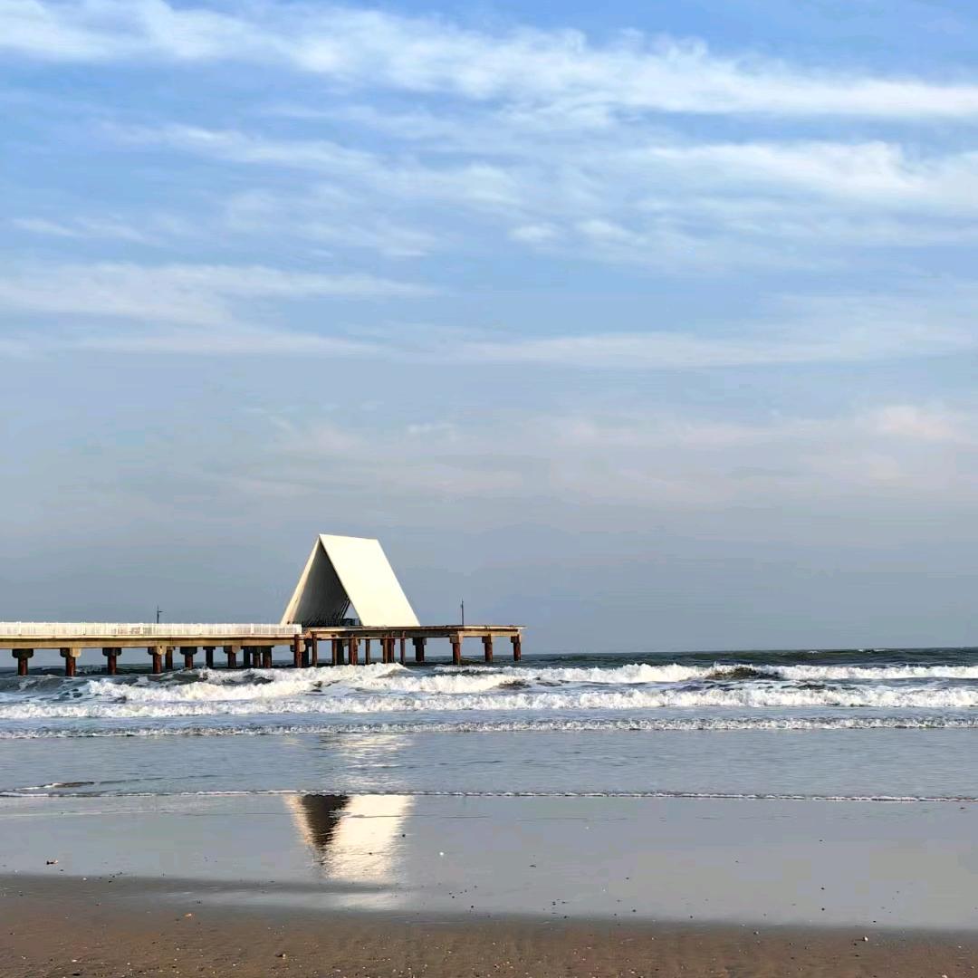 爱听音乐的哼哼