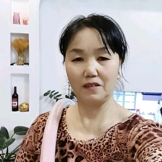 亦姐爱转圈（12月3日晚8：10分首播）