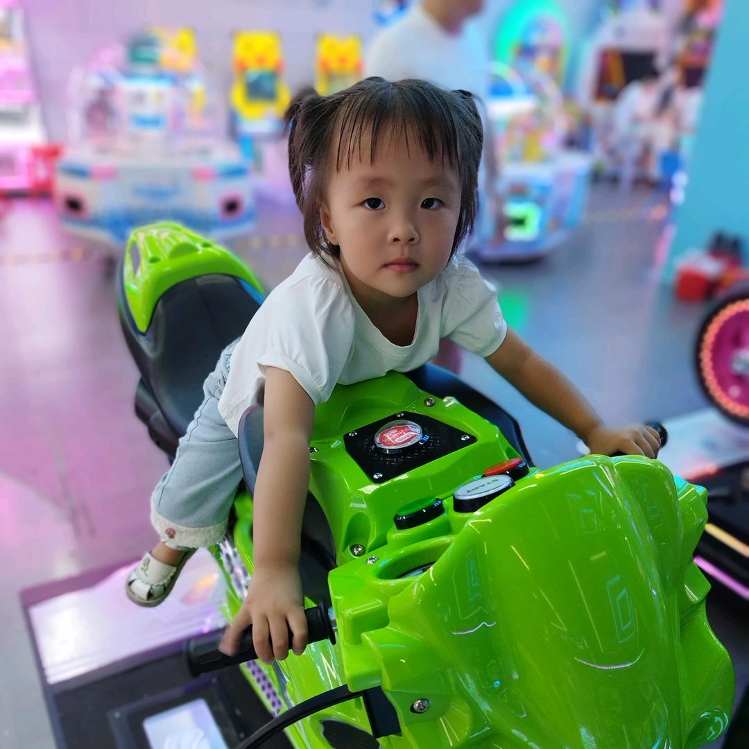 溪溪爱跳舞