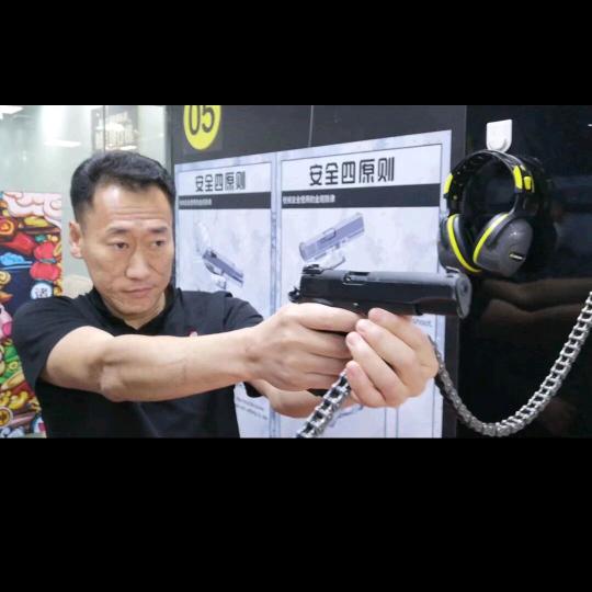 奋斗在路上！