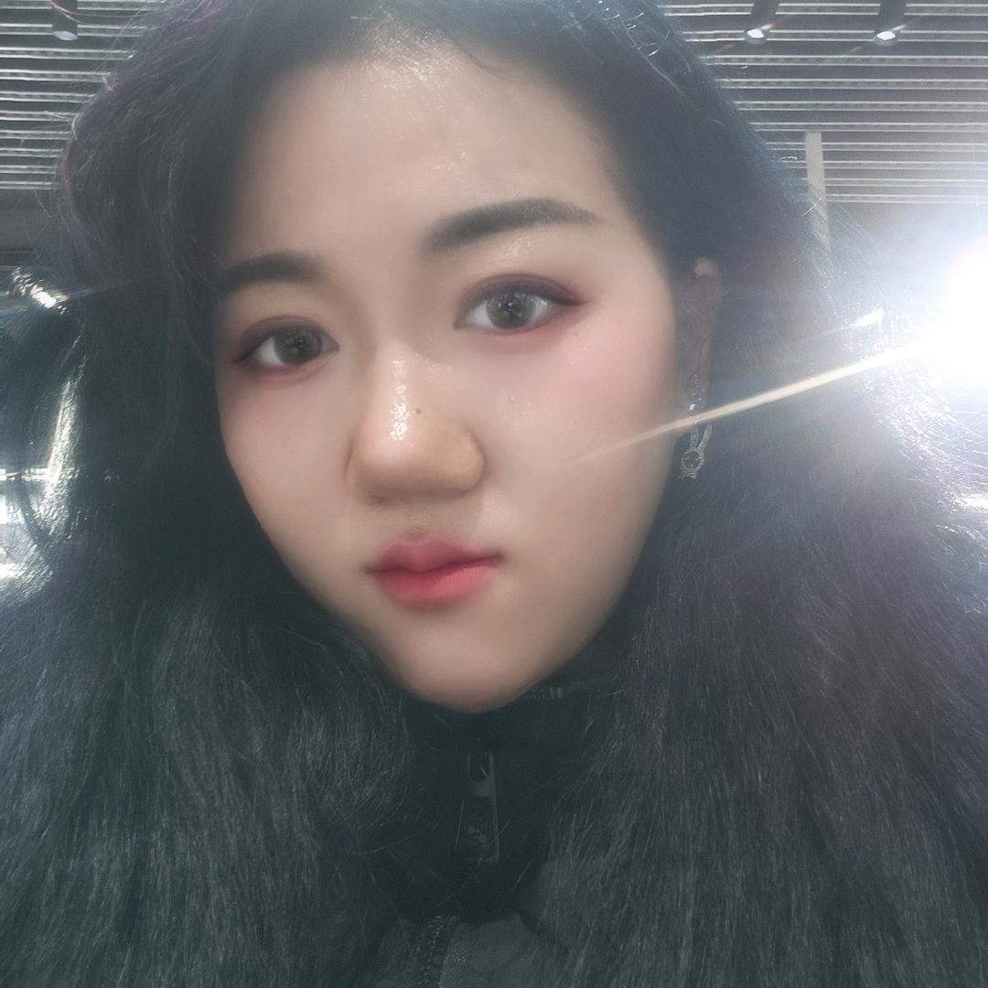 L·刘钰汐