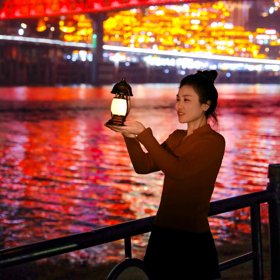 史姑娘（红珊瑚）