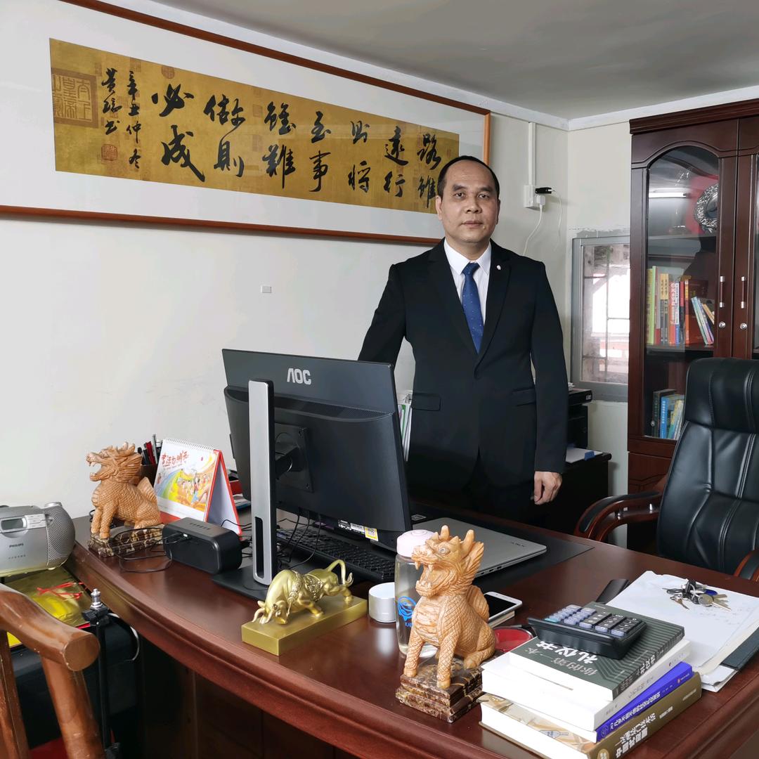 广州力宝龙地坪漆宝师傅（30年）