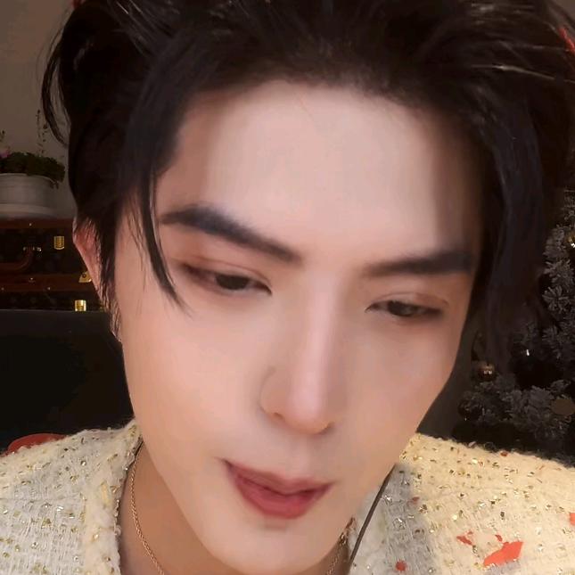 @很单纯的渣男
