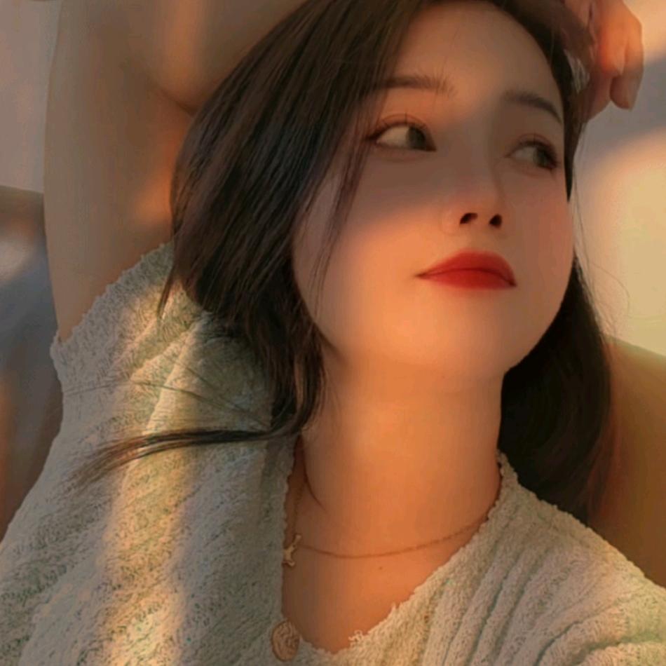 英英（千客烧烤🌙深夜局）