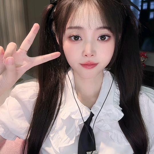 枝枝是个人见人爱花见花开&仙子