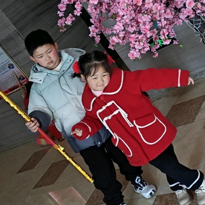 吴凡，烦烦烦烦烦