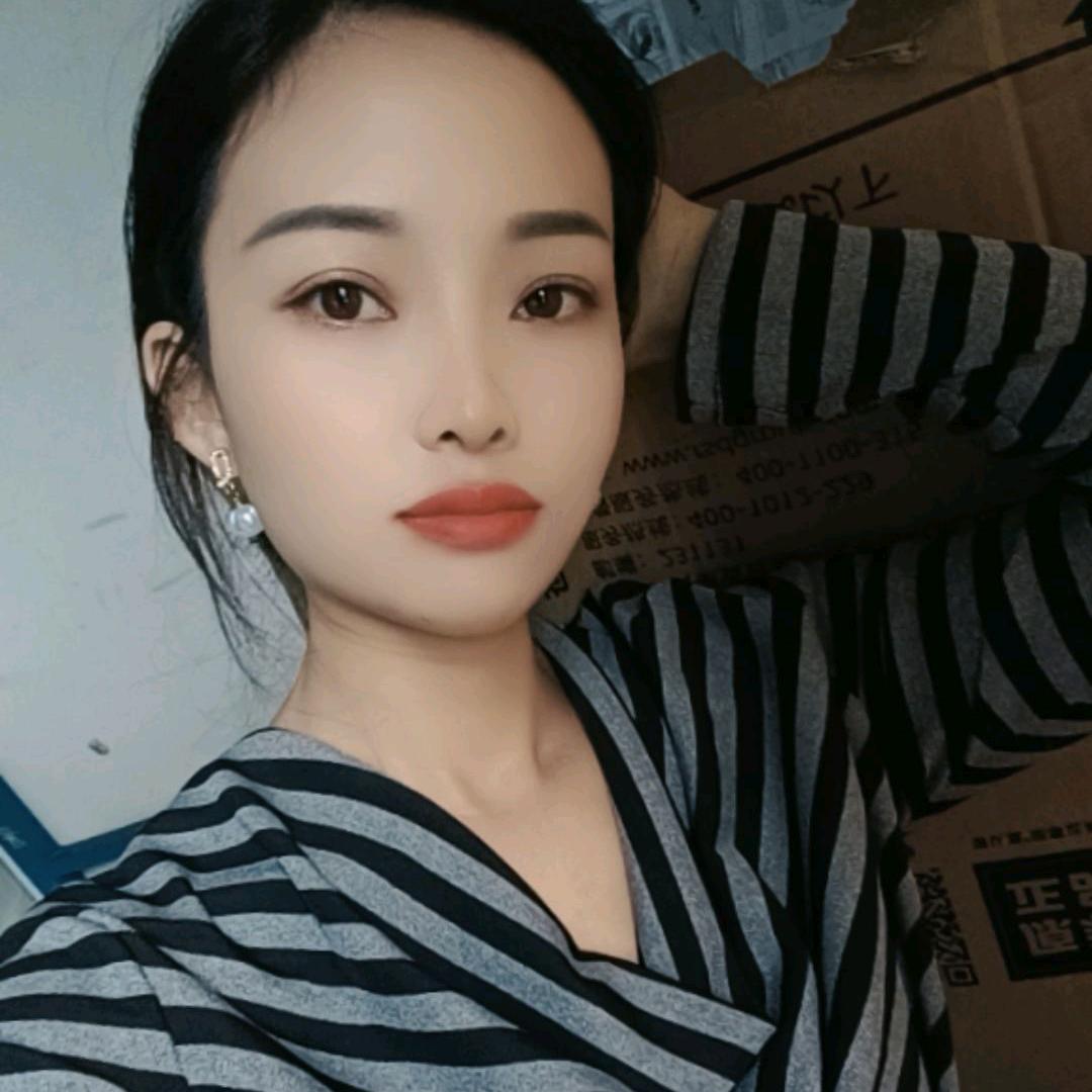 ঞ᭄小富婆꧔ꦿ
