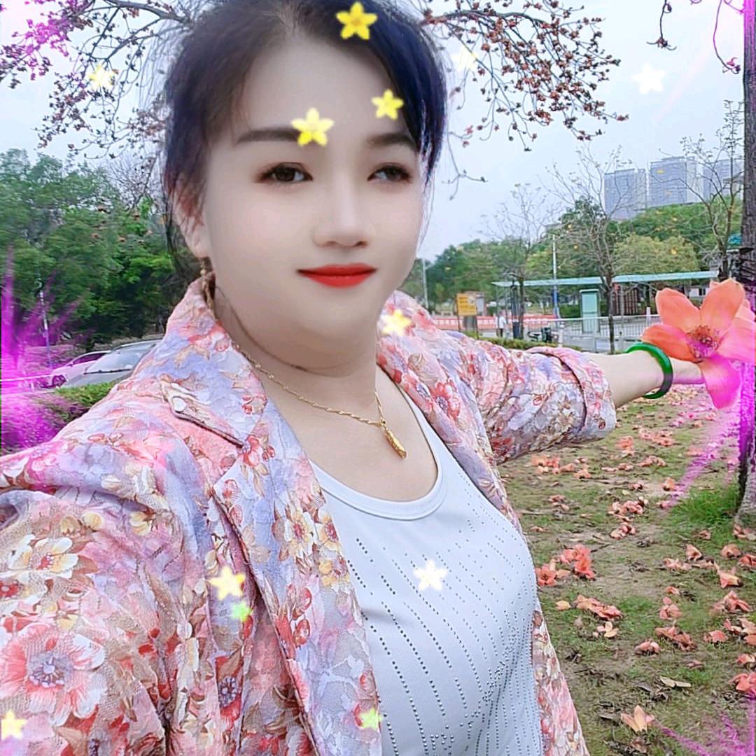 华姐。每天晚上。20点。48开播。