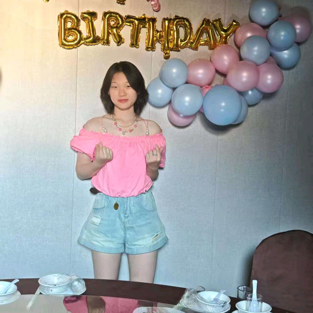 👗😈开心果👏
