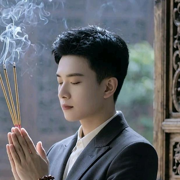 弘毅🔥浅吻🔥月亮代表我的心