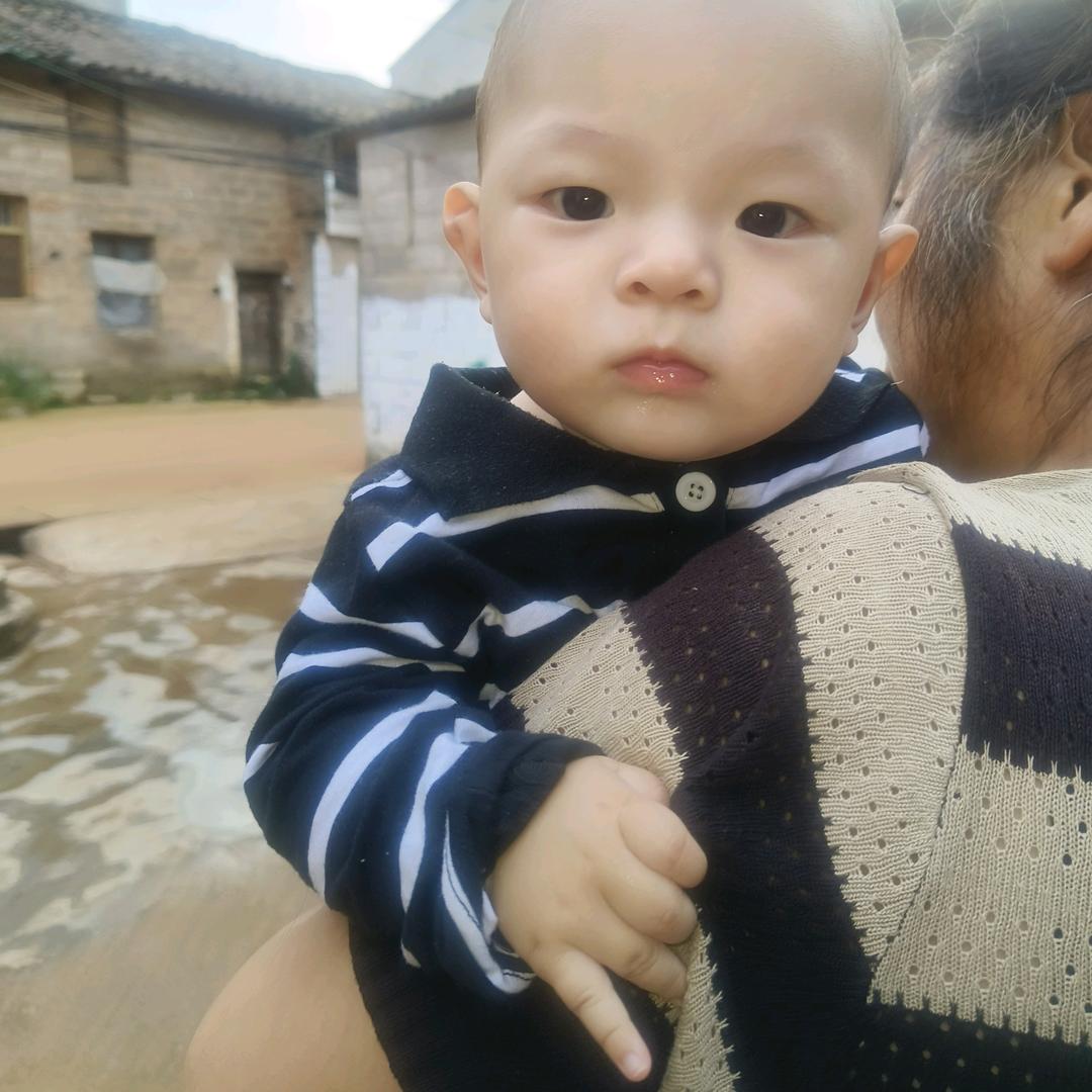 满★眼★星★辰