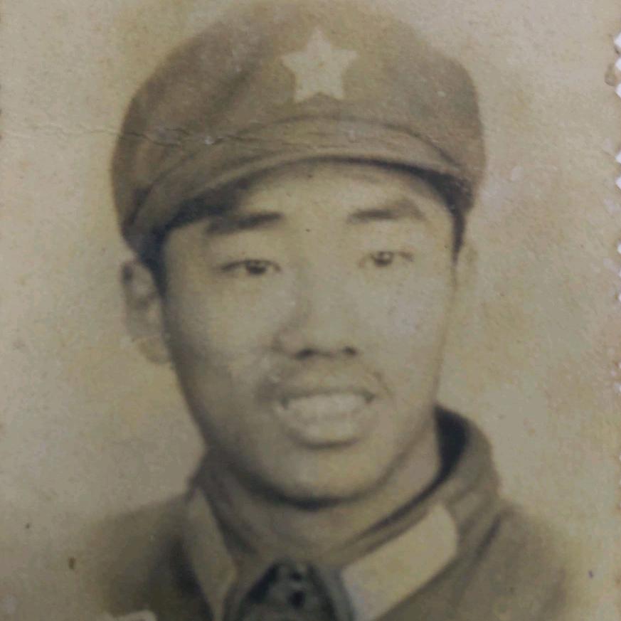 当过兵扛过枪，曾为祖国守边疆