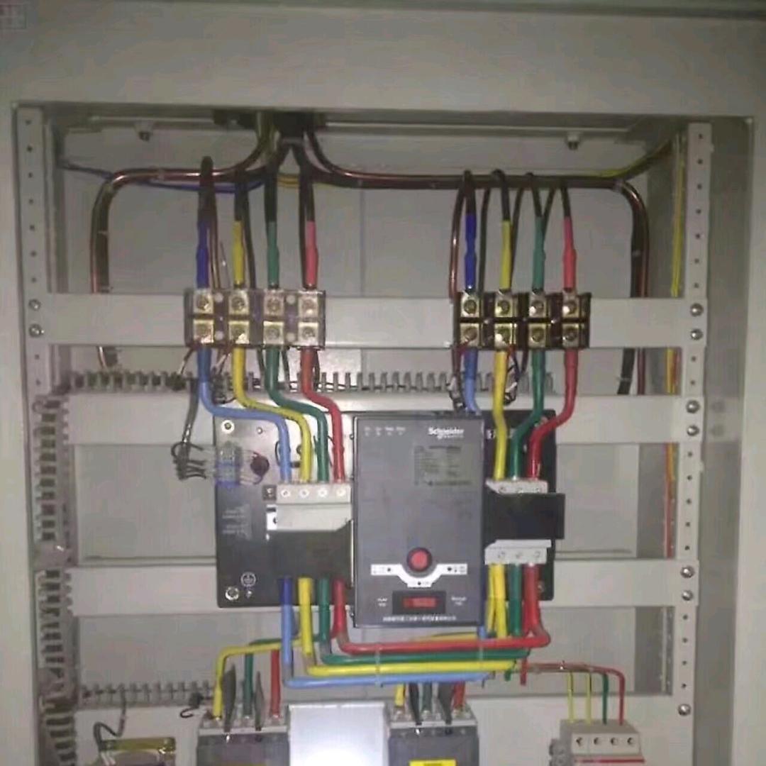 开着拖拉机上高速🤭🫣