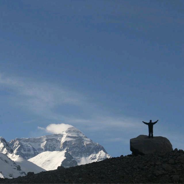 漠石山人