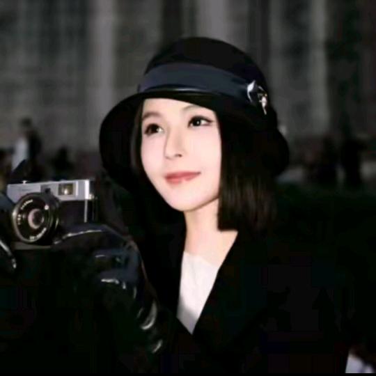 溶溶RONGRONG时尚女装