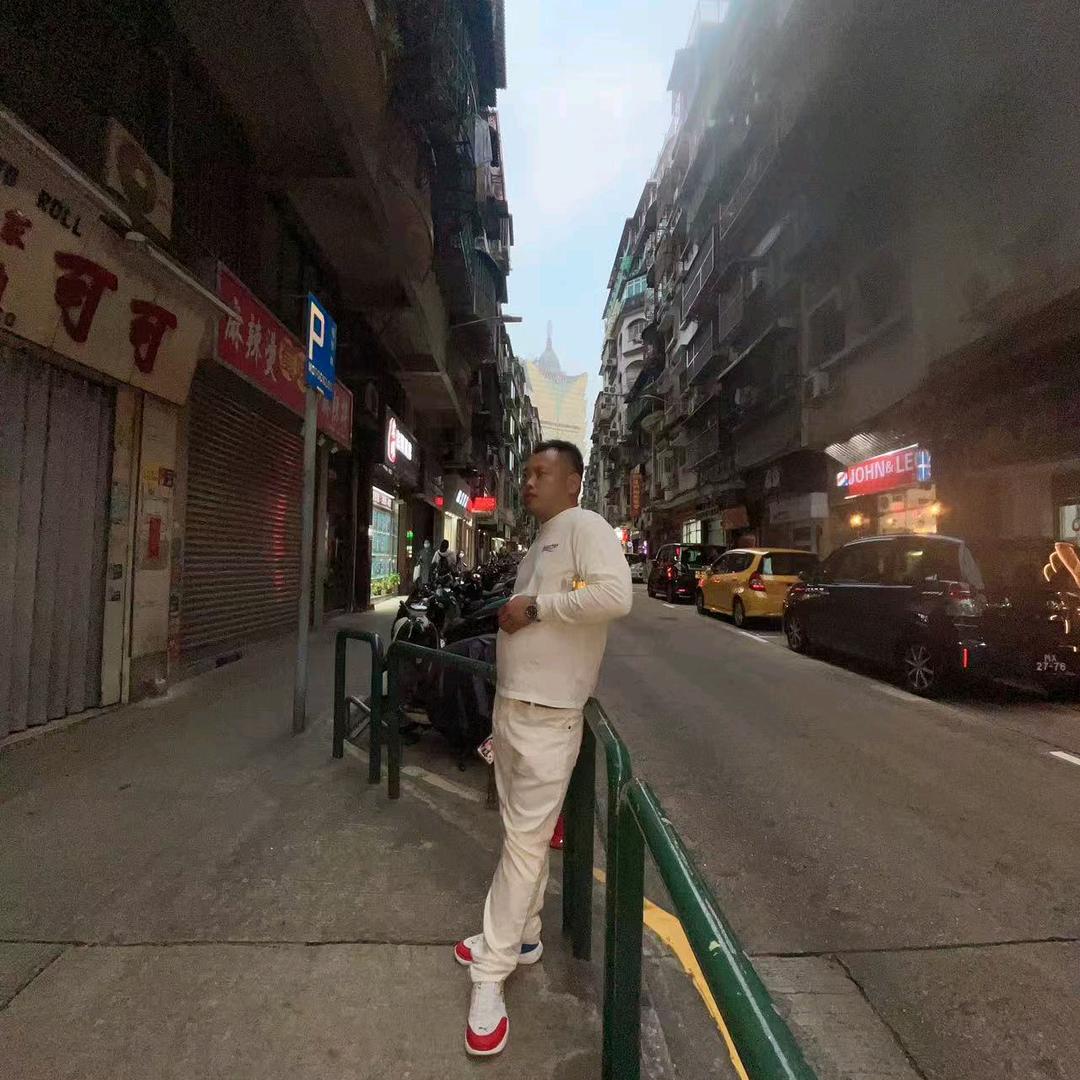 单身小哥