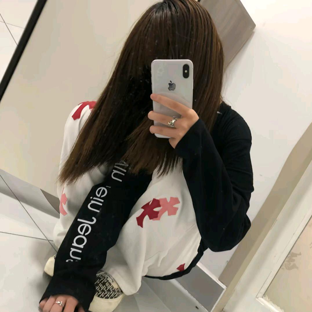混过社会卖过萌