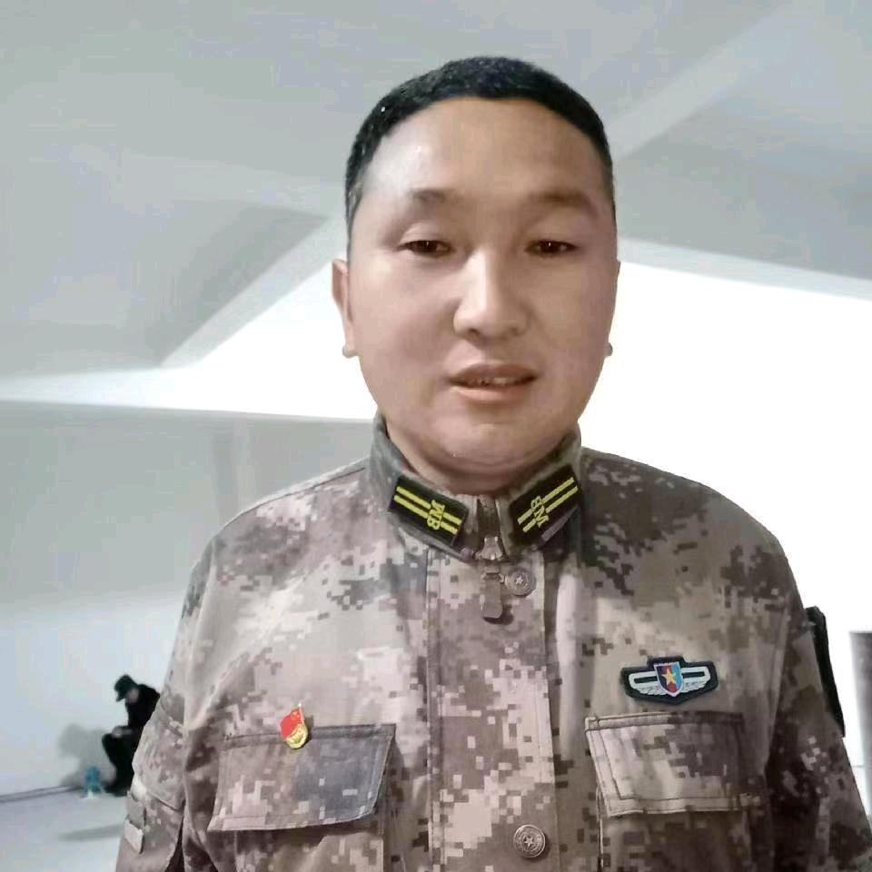 单身小哥，专业收剪长头发