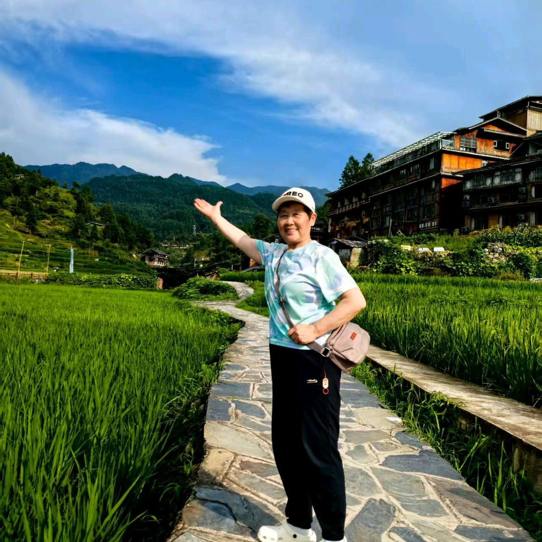 召召选盐官的橱窗