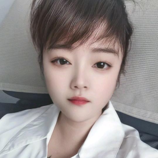 এ᭄浅浅的笑ོృ༊
