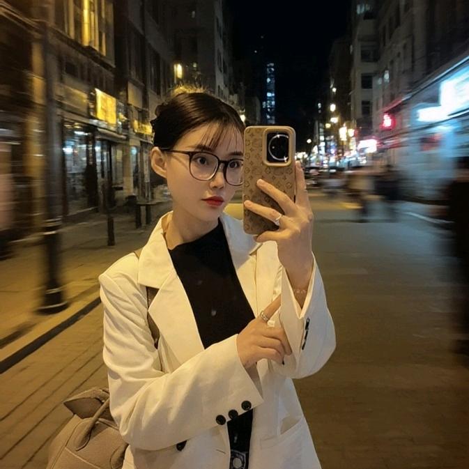 ღ嫆哥很胖᭄ꦿ࿐