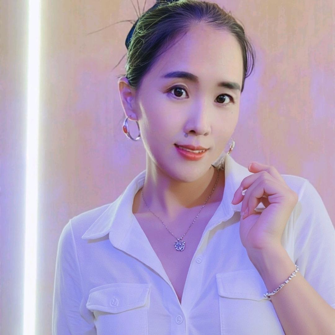 蒙古女孩 莲花