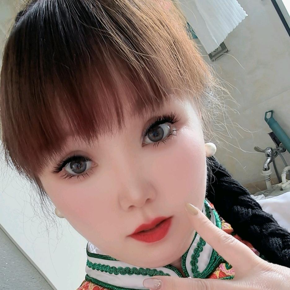 爱跳舞  扭秧歌的敏儿