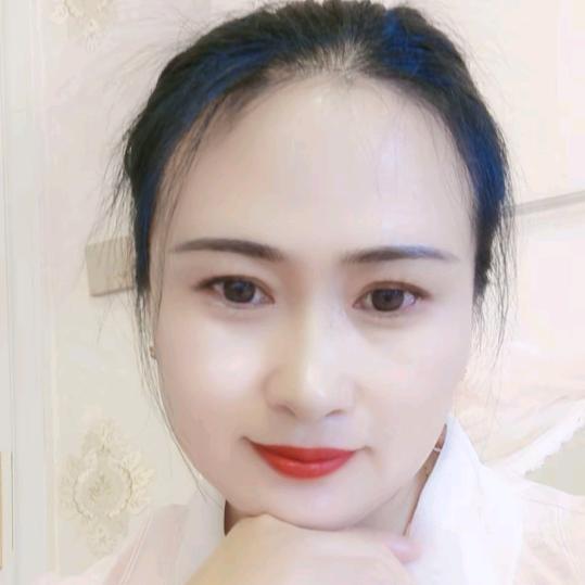 专业房产咨询张英