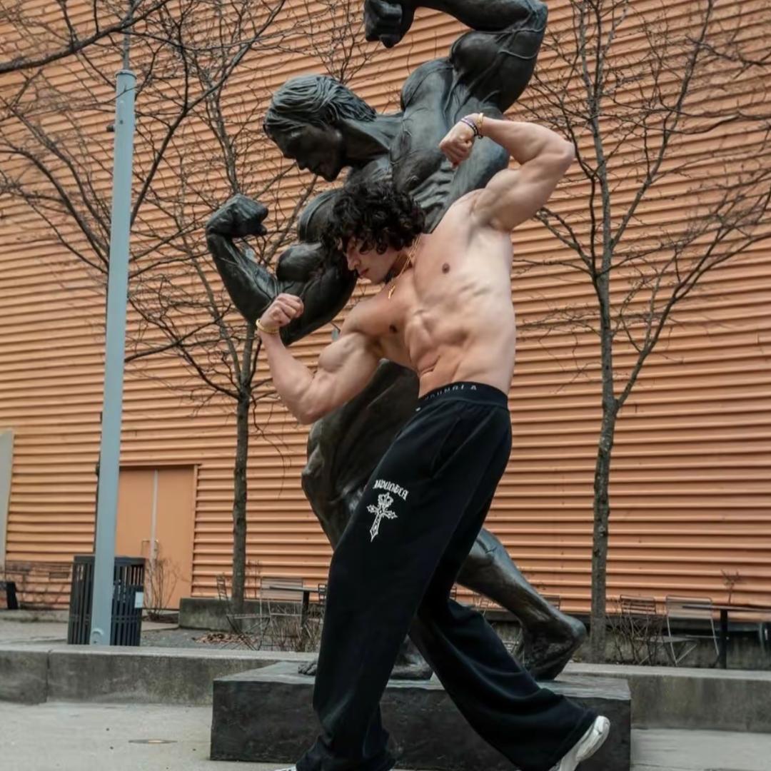 练了这么久，依旧是薄肌