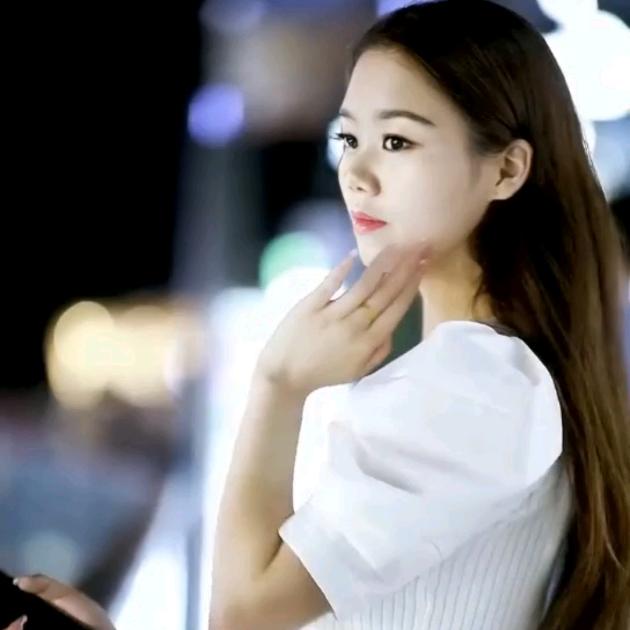 小艳子