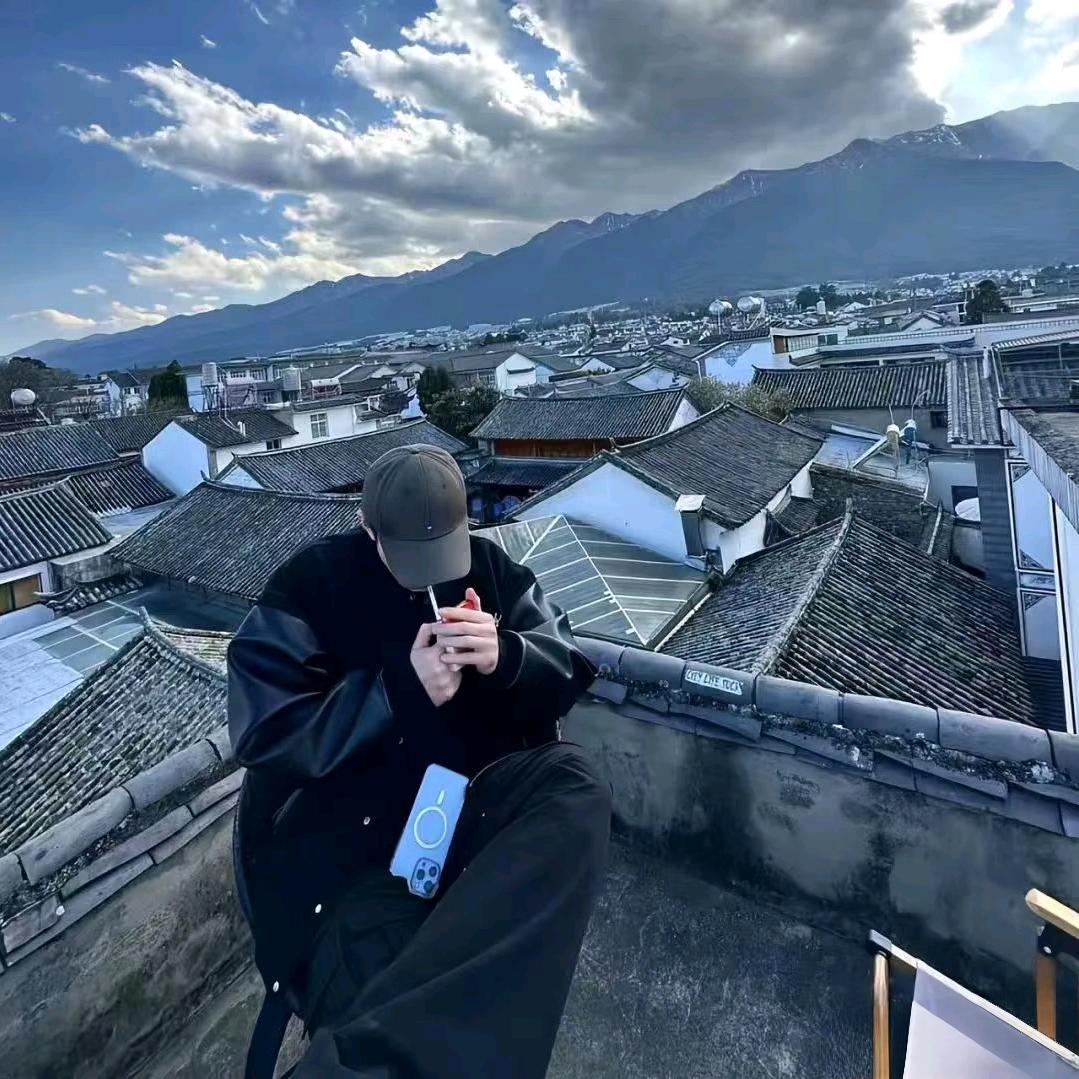 偷了巧克力的猫