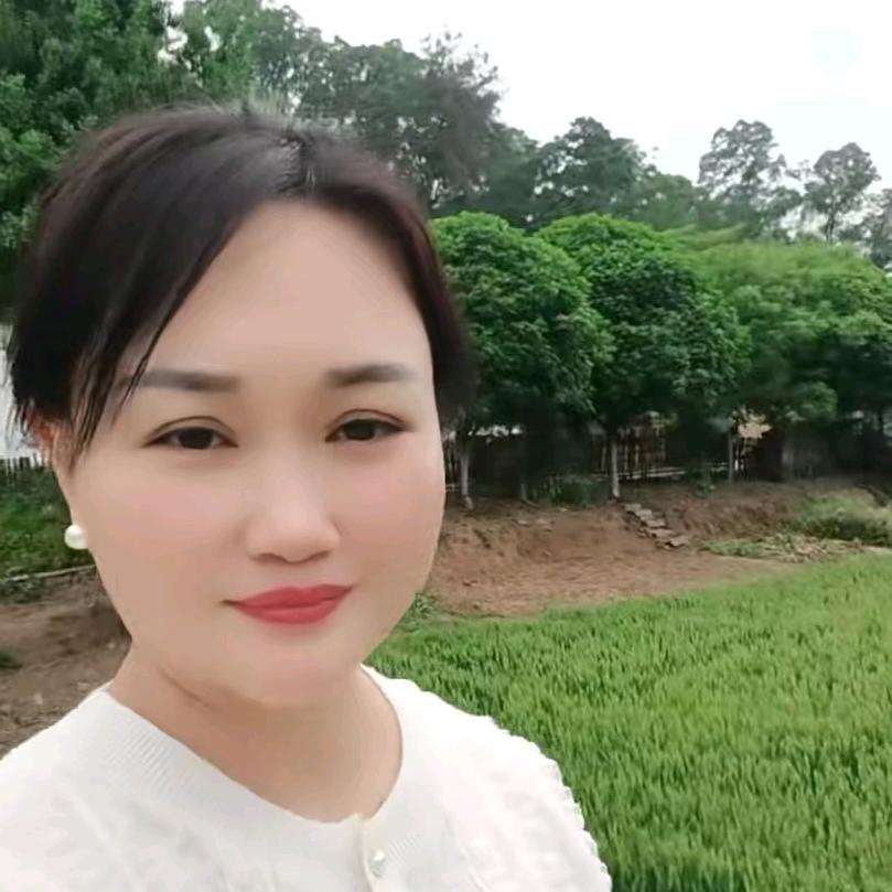 大家装三楼芝华仕贾姐