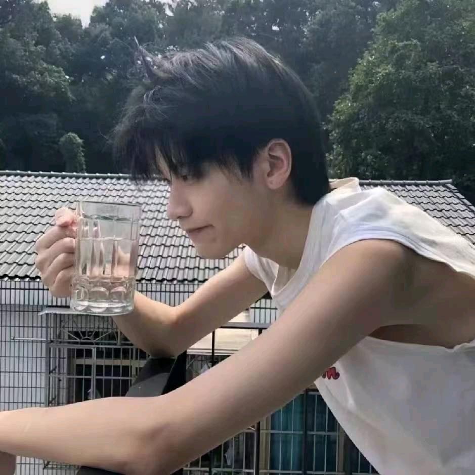 湖南中医药大学派大星学长