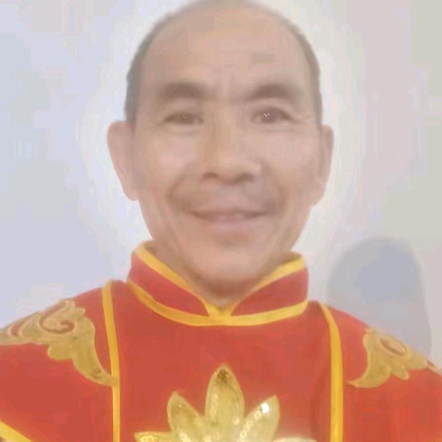 柴两佰