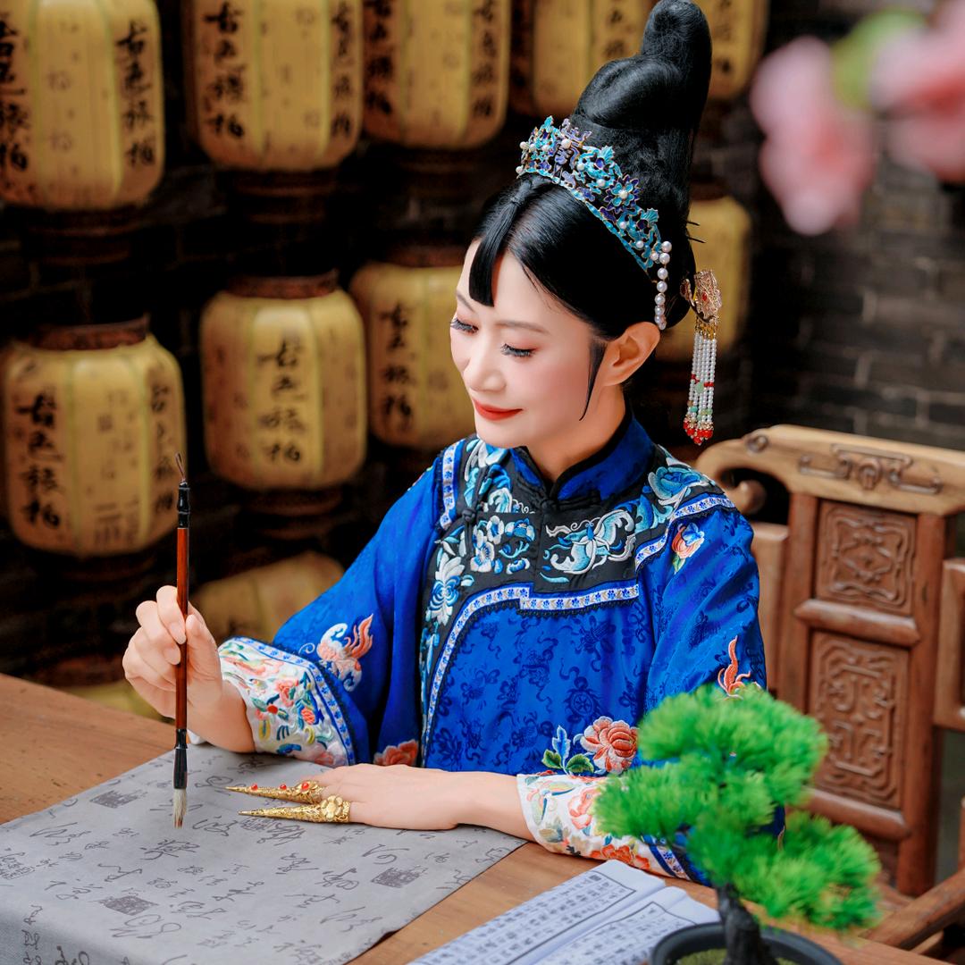 燕儿飞（成都）