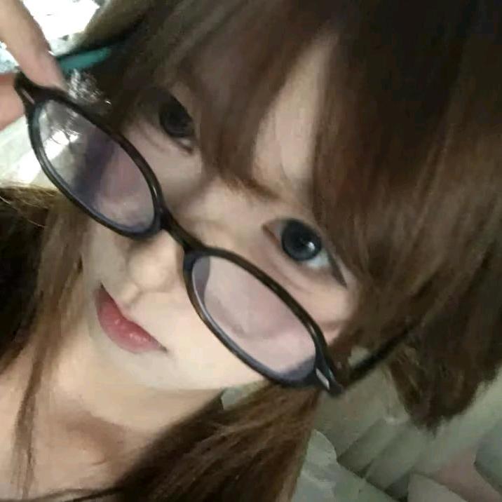 发呆忧郁宅.