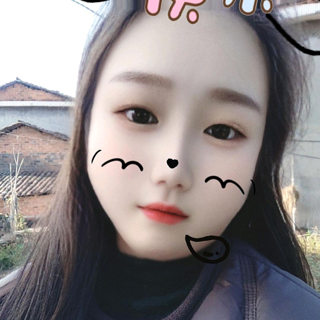 ^露露呀ʸ💋