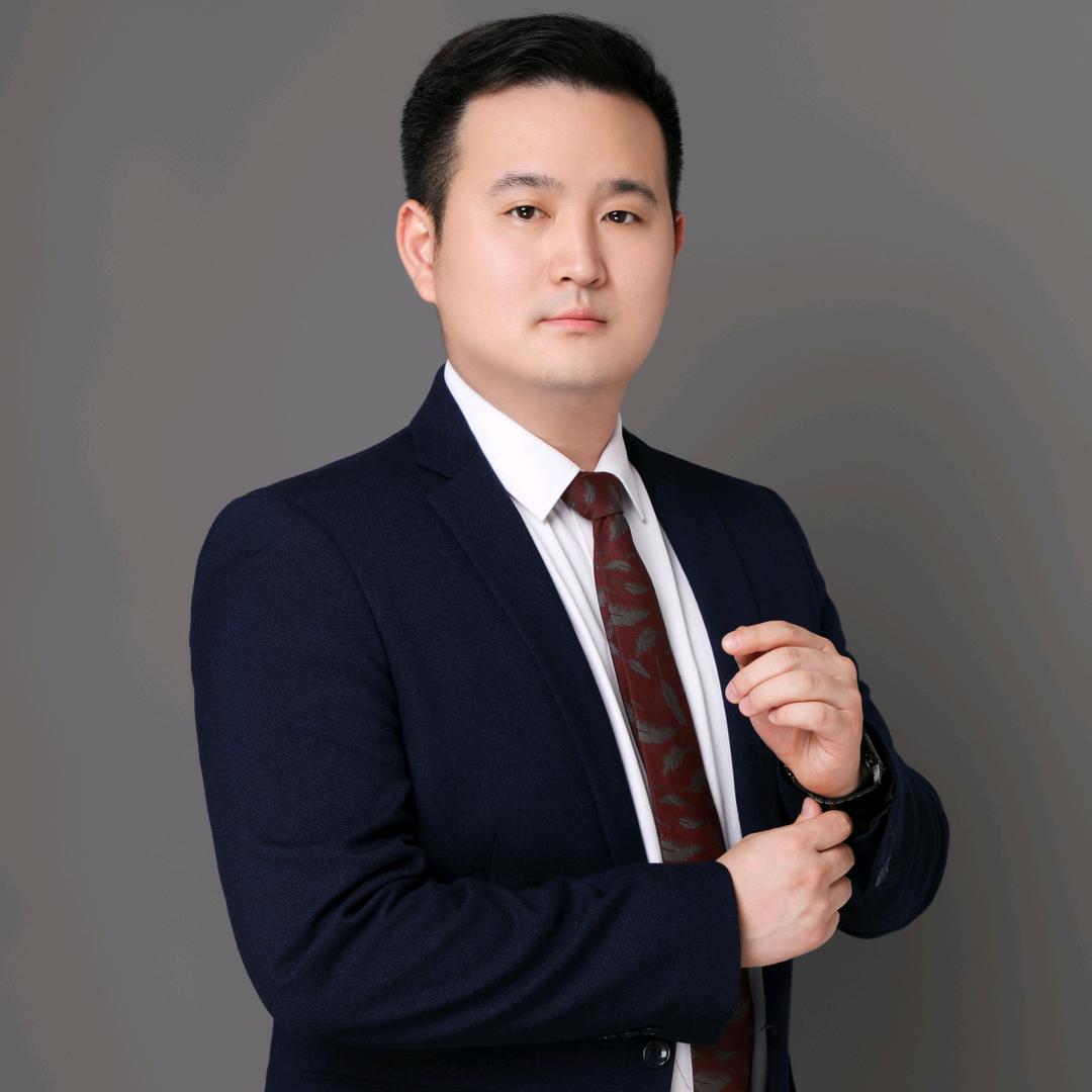 圈界创始人-余松涛