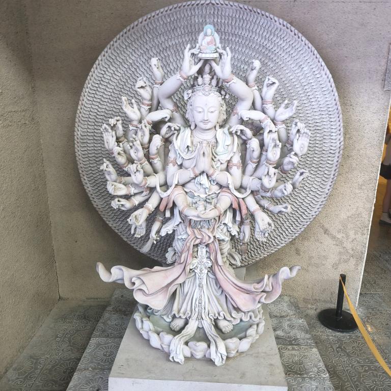 鲲之大一锅炖不下