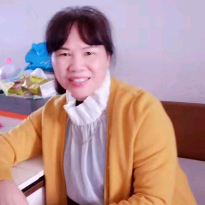阿月姐 ( 早上9:30直播)