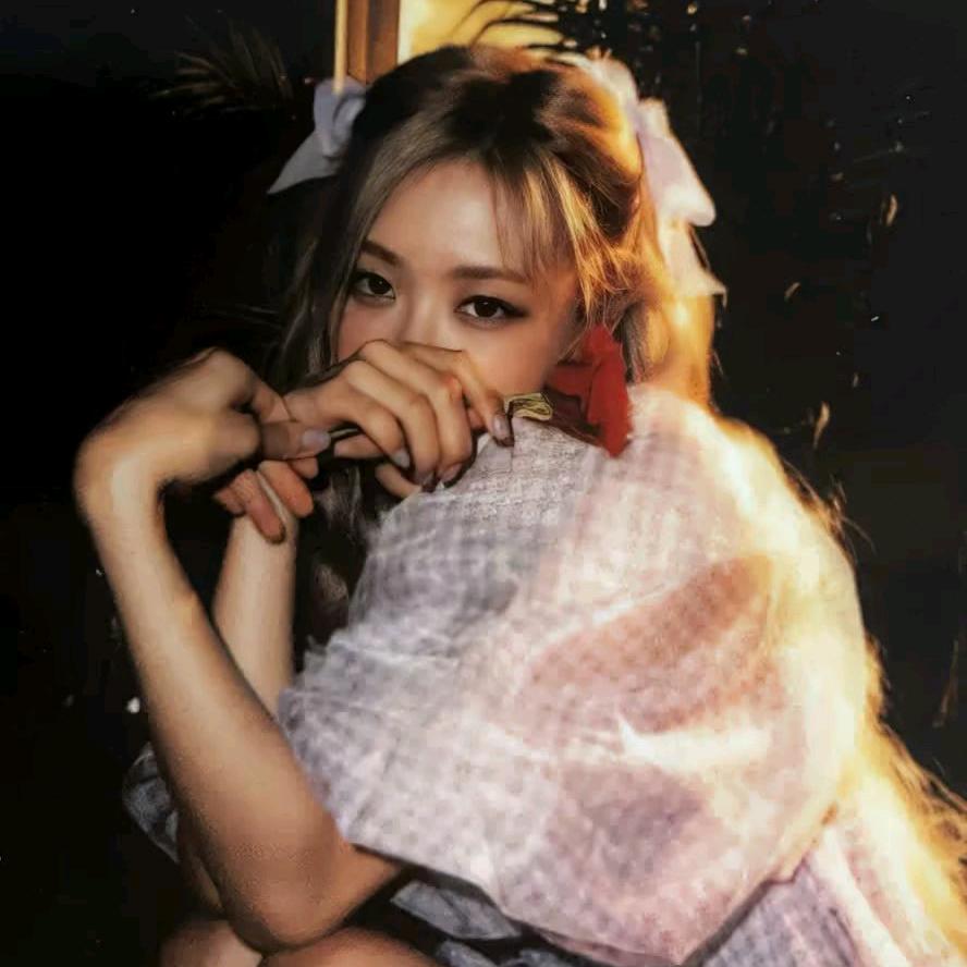 ·Rosie·^⁷⁷