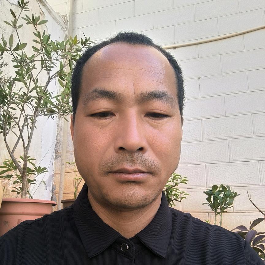 甘明明