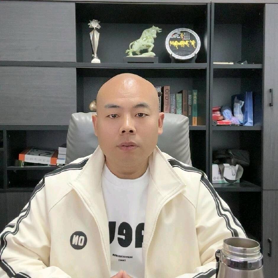 光头哥：姬月亮农村号