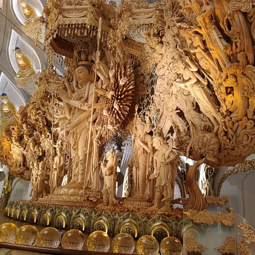 ૮₍°□°₎ა⁷⁸⁷