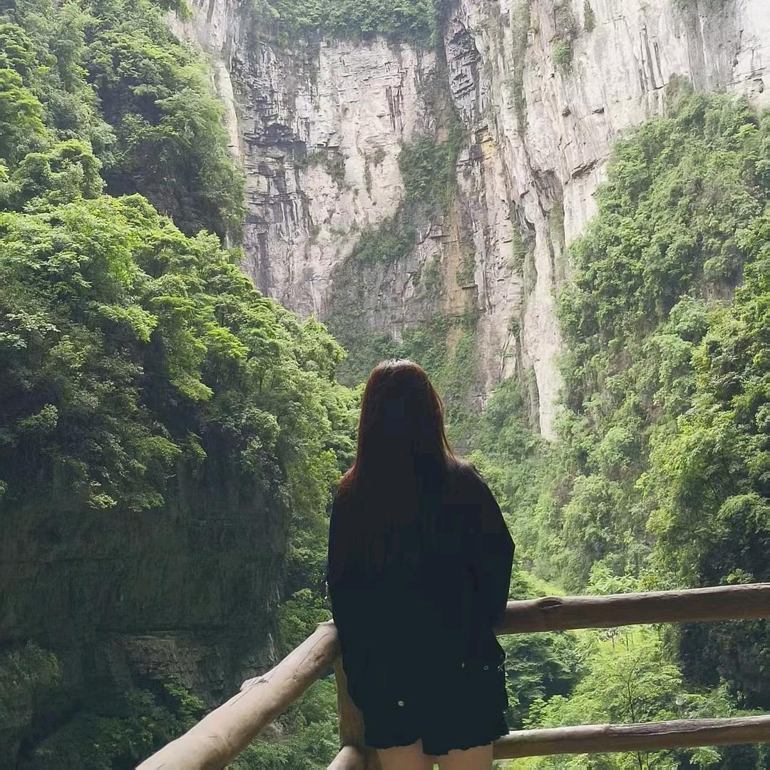港丰汽博中心-何河河