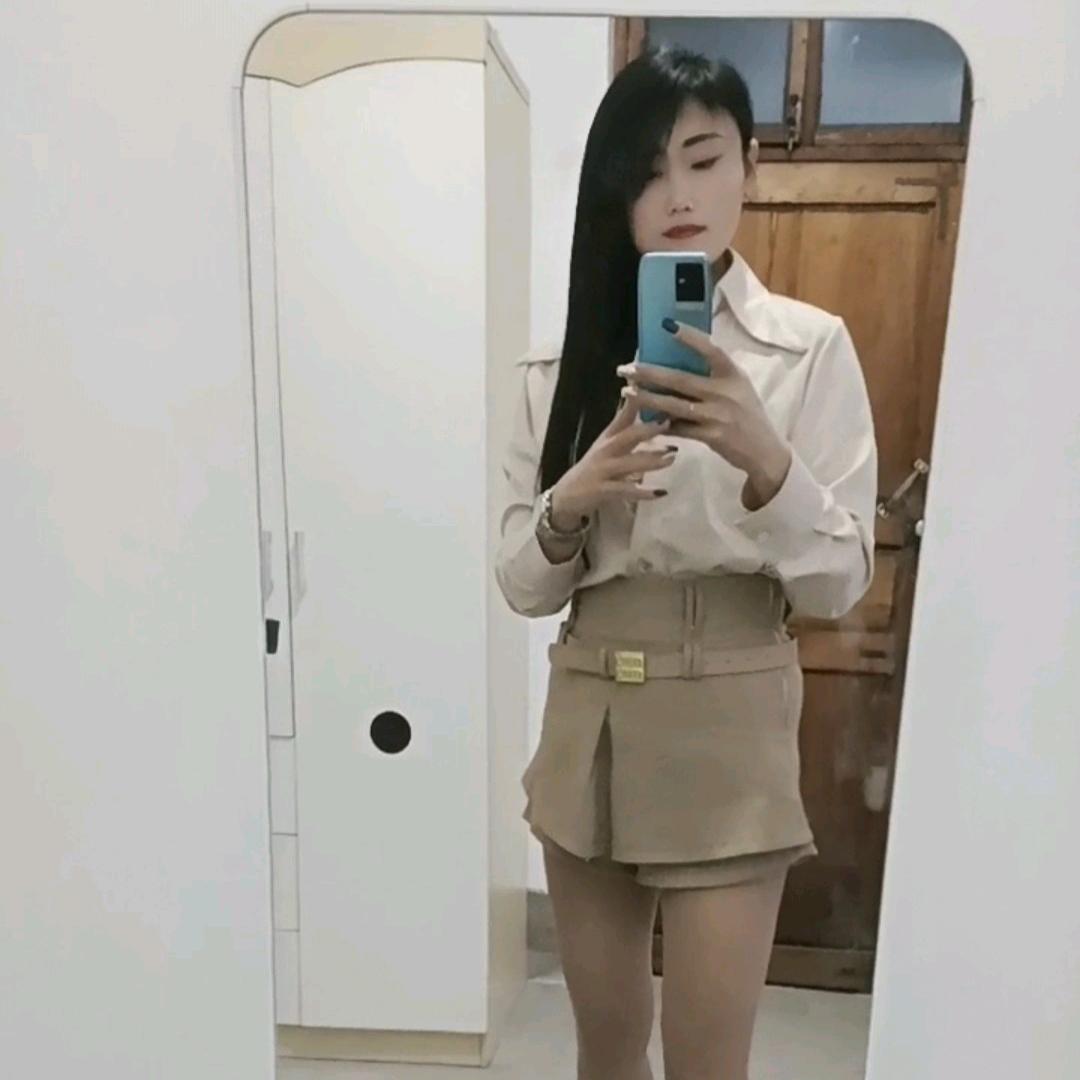 徐    谦