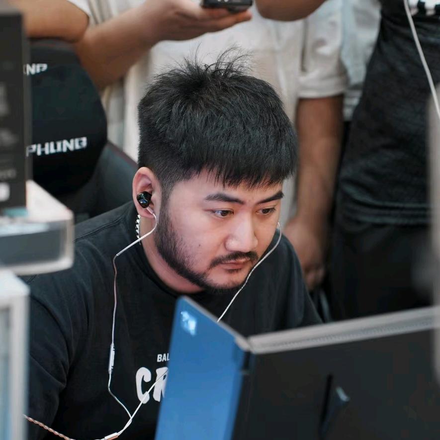 CSGO茄子【电竞小站】