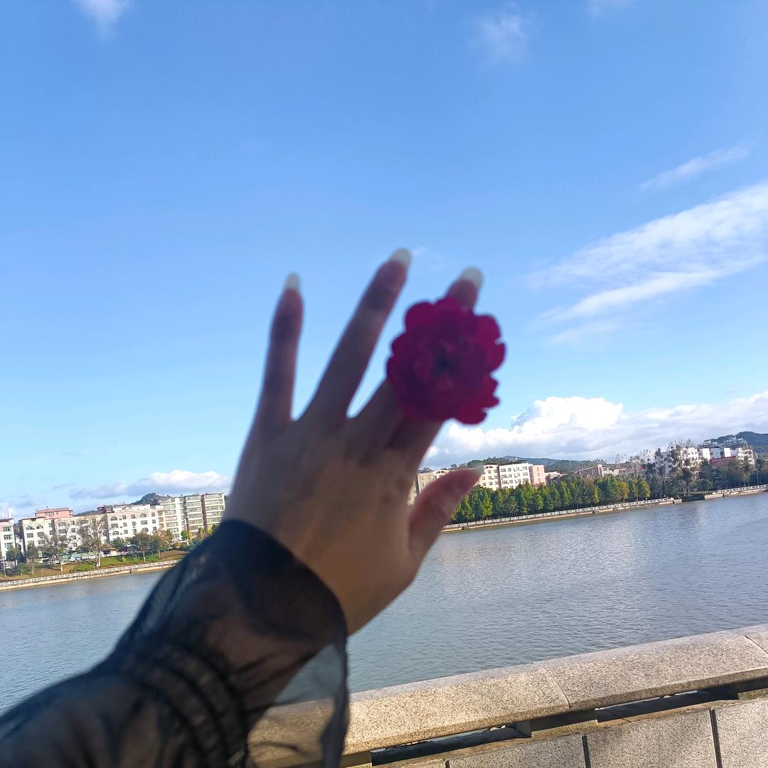 小潘：