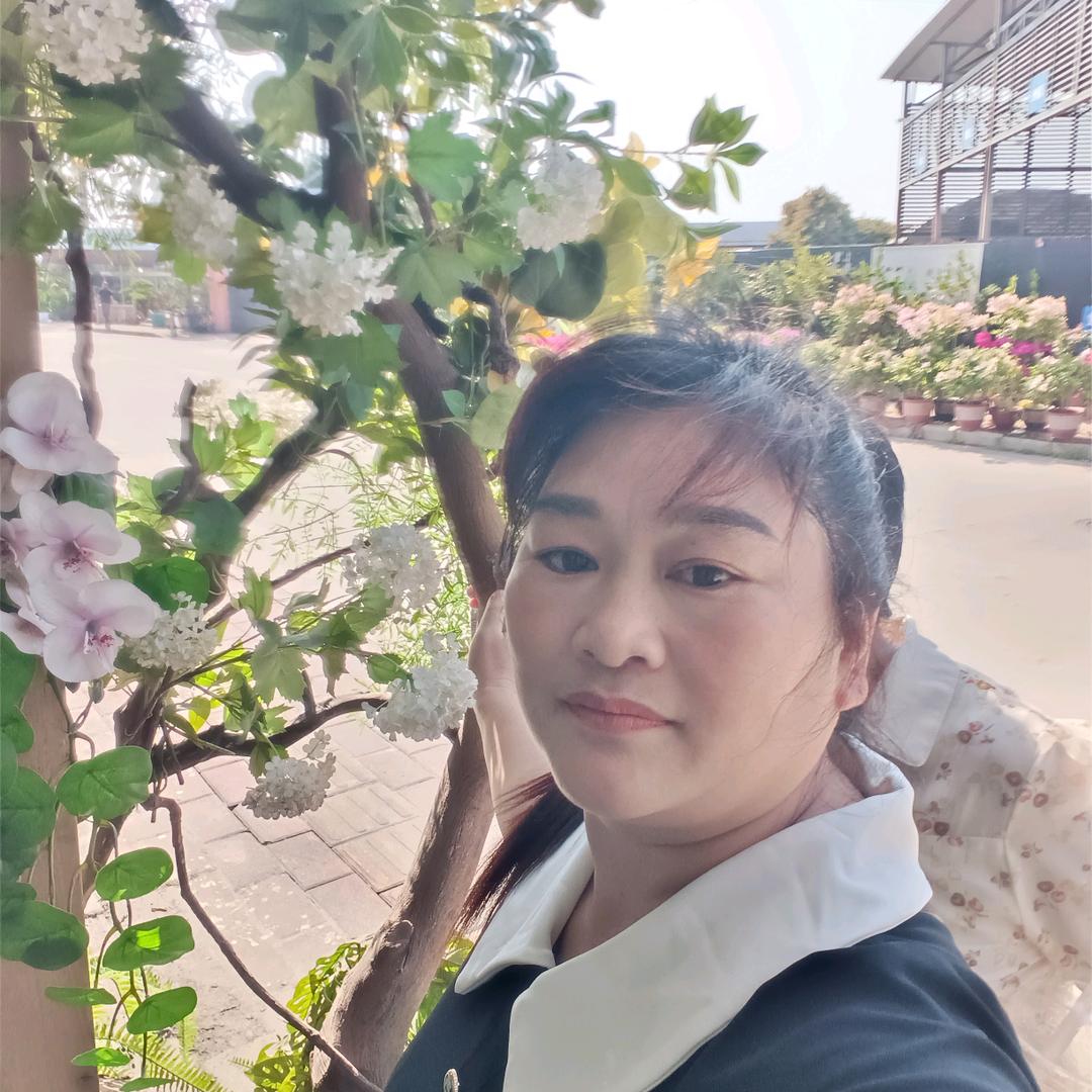 荷花＿罗芬不定时开播唱歌主播